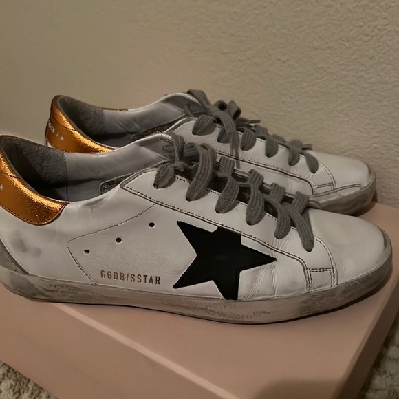 Golden Goose Shoes - Golden Goose Superstar size 38